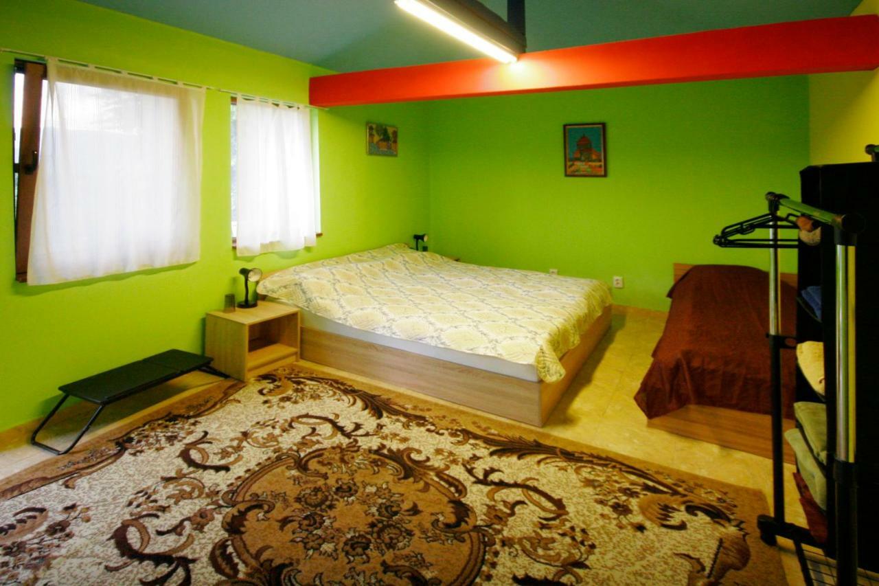Chuchi Guest House 1 Zlatna Panega المظهر الخارجي الصورة